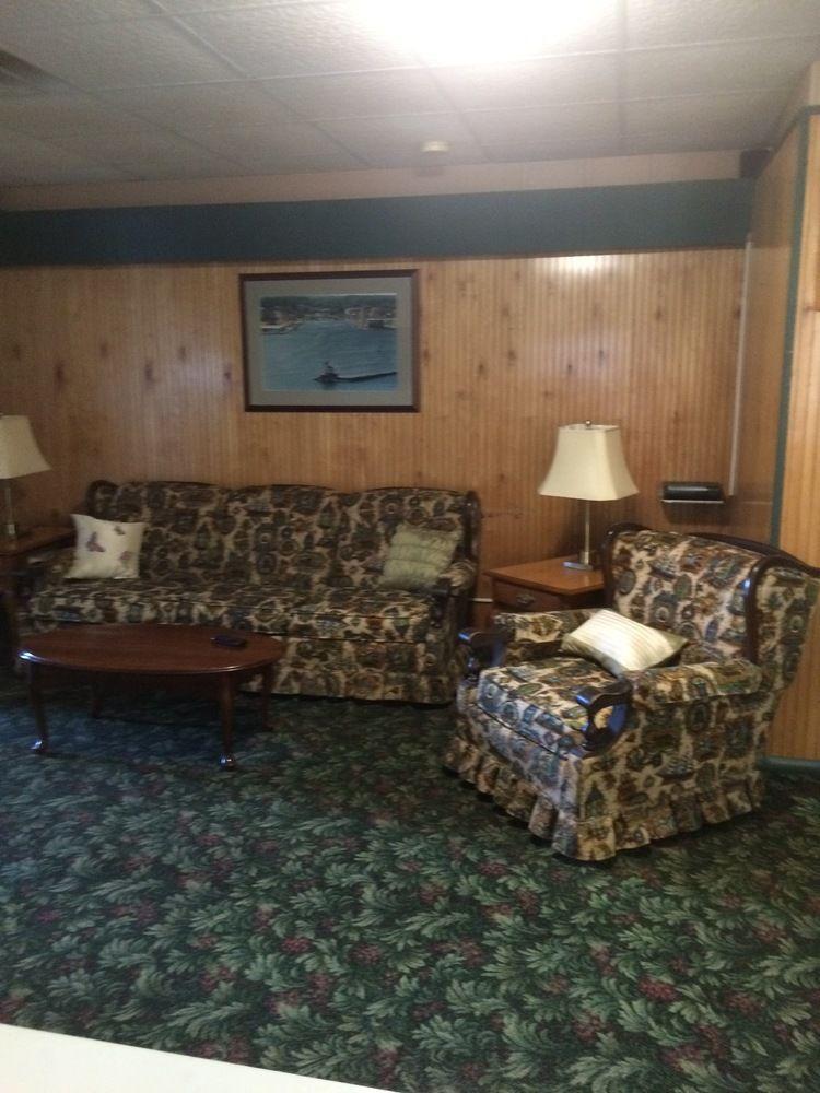 Evergreen Hotel Oswego